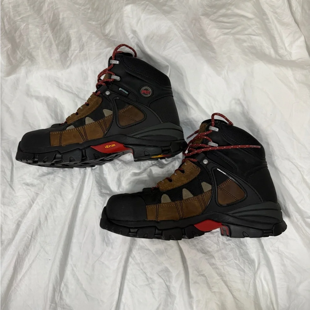Men’s Timberland Pro XL Alloy Toe work boots. Size 9
